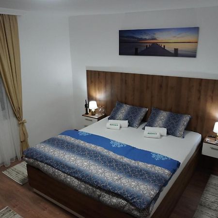 Apartments Manitovac M Nikšić Exteriér fotografie