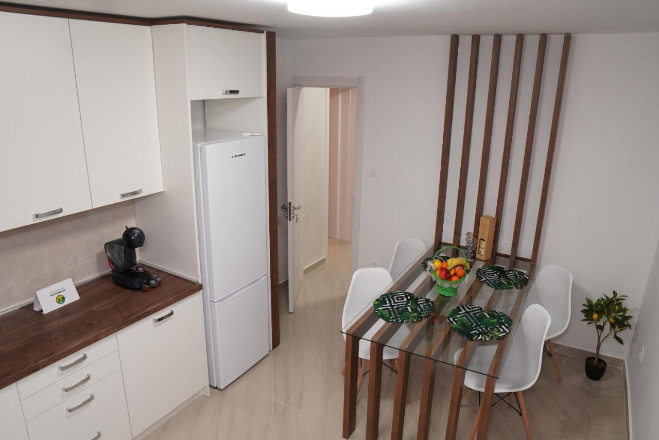 Apartments Manitovac M Nikšić Exteriér fotografie