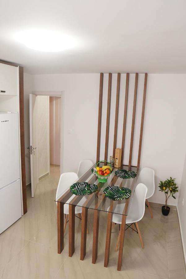Apartments Manitovac M Nikšić Exteriér fotografie
