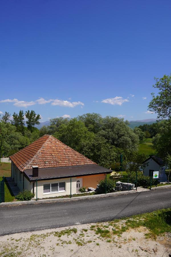 Apartments Manitovac M Nikšić Exteriér fotografie