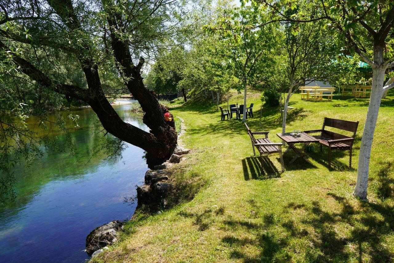 Apartments Manitovac M Nikšić Exteriér fotografie